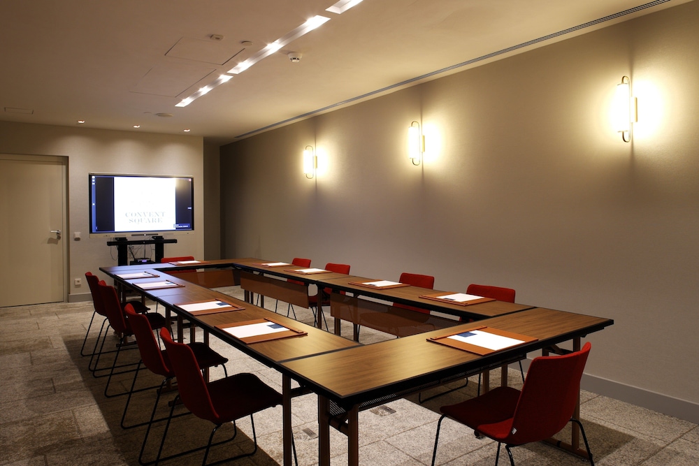 Convent Square Lisbon, Vignette Collection by IHG — Hotel building in Lisbon, Lisboa