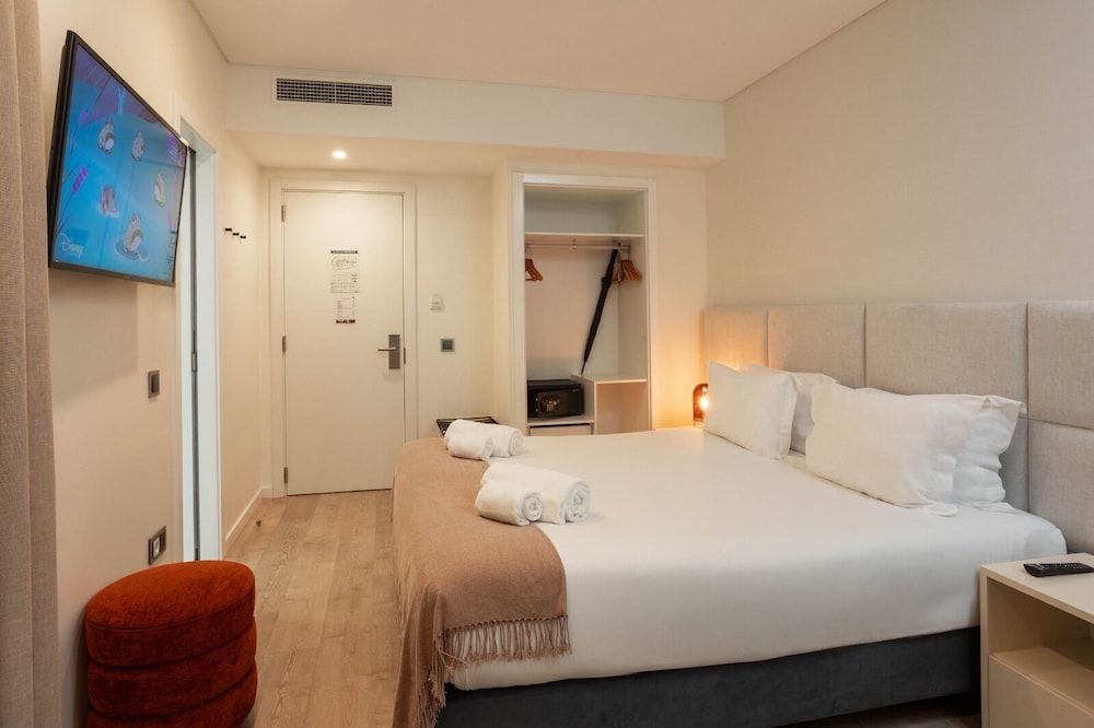 Next Level Premium Hotels — Hotel rooms in Lisbon, Lisboa