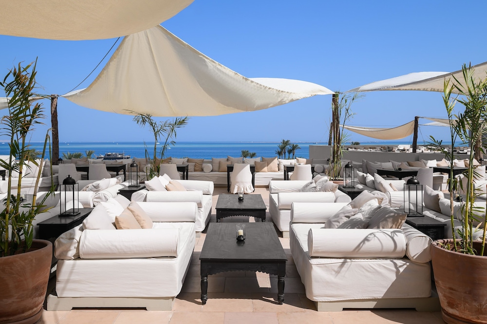 Serry Beach Resort — Restaurant & bars in Hurghada, Red Sea