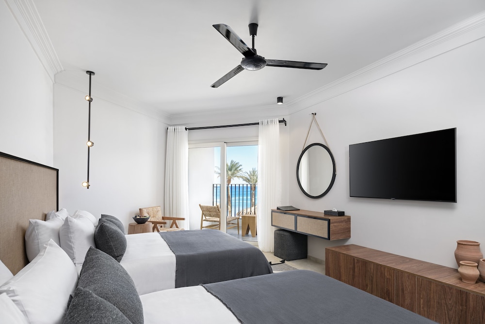 Serry Beach Resort — Hotel rooms in Hurghada, Red Sea