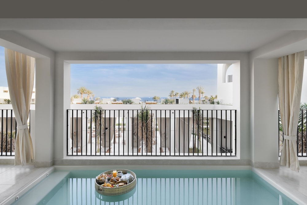 Serry Beach Resort — Hotel rooms in Hurghada, Red Sea