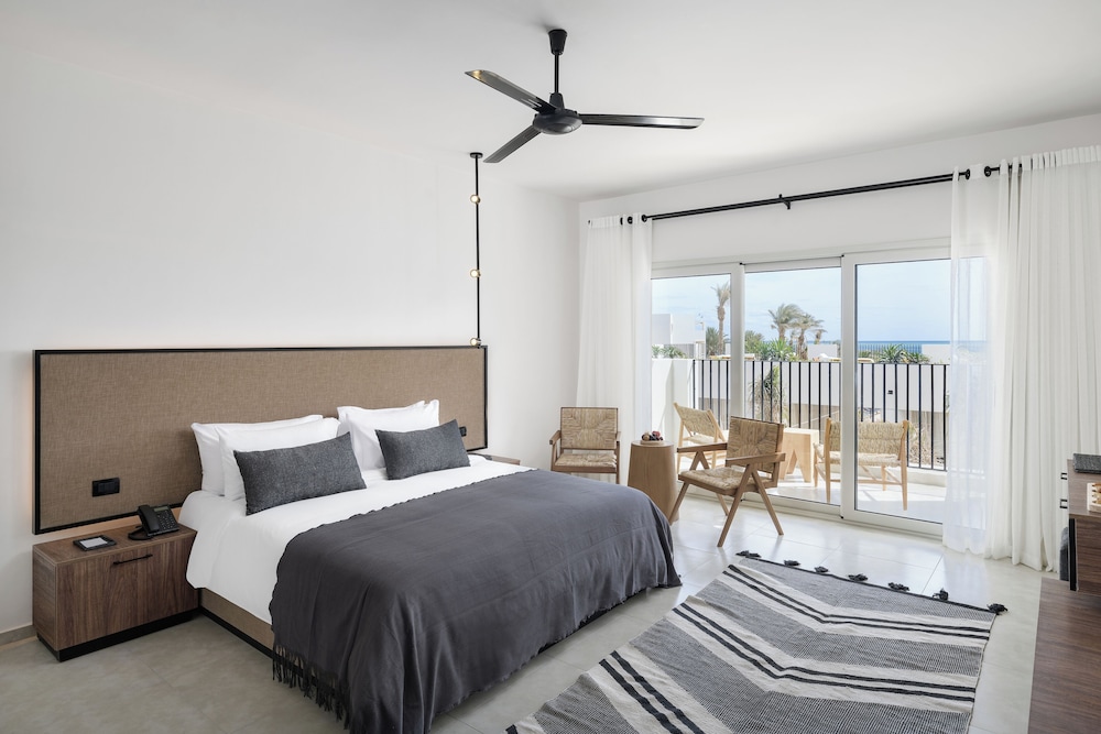 Serry Beach Resort — Hotel rooms in Hurghada, Red Sea