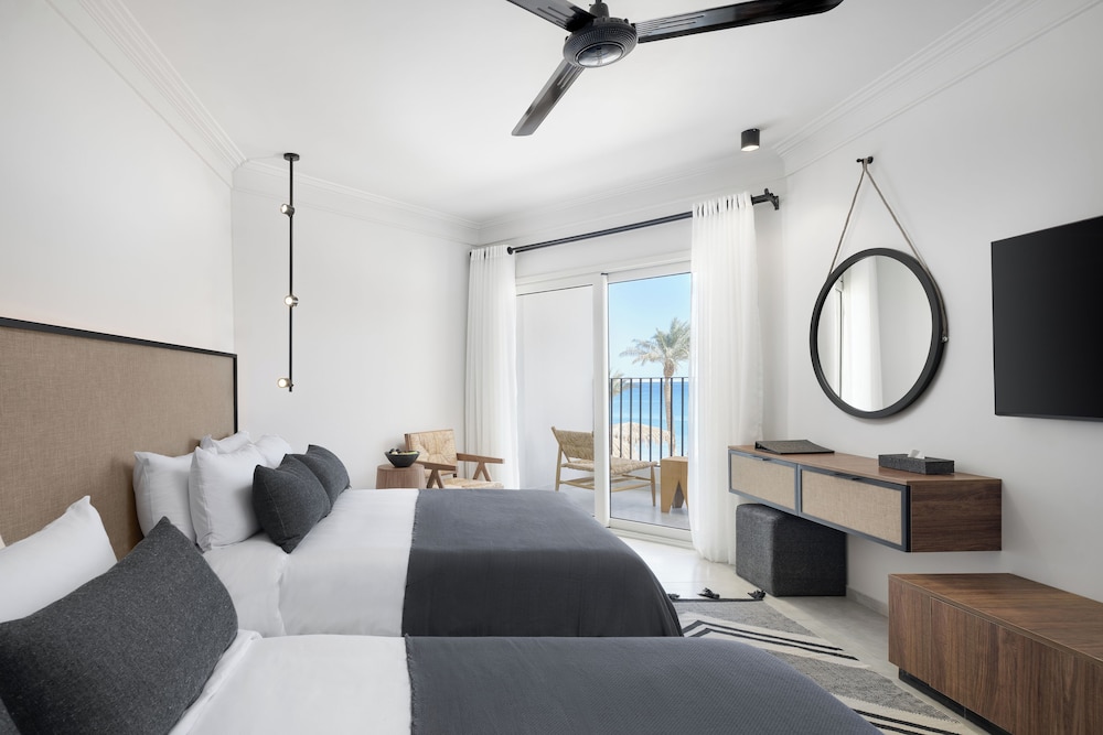 Serry Beach Resort — Hotel rooms in Hurghada, Red Sea