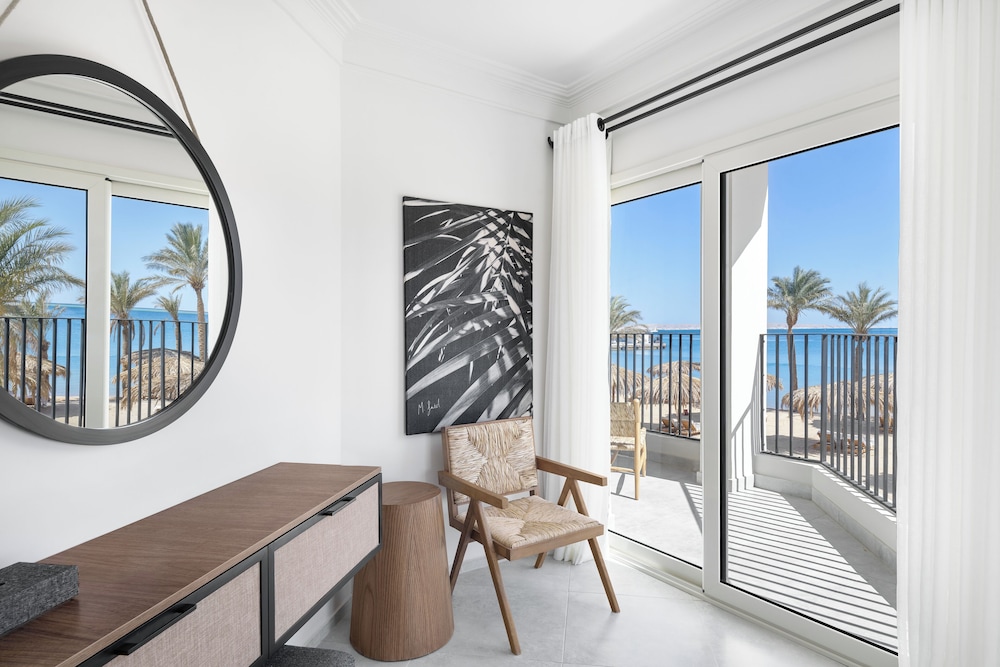 Serry Beach Resort — Hotel rooms in Hurghada, Red Sea
