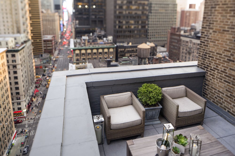 WestHouse Hotel New York, an SLH Hotel — Hotel building in New York City, New York State