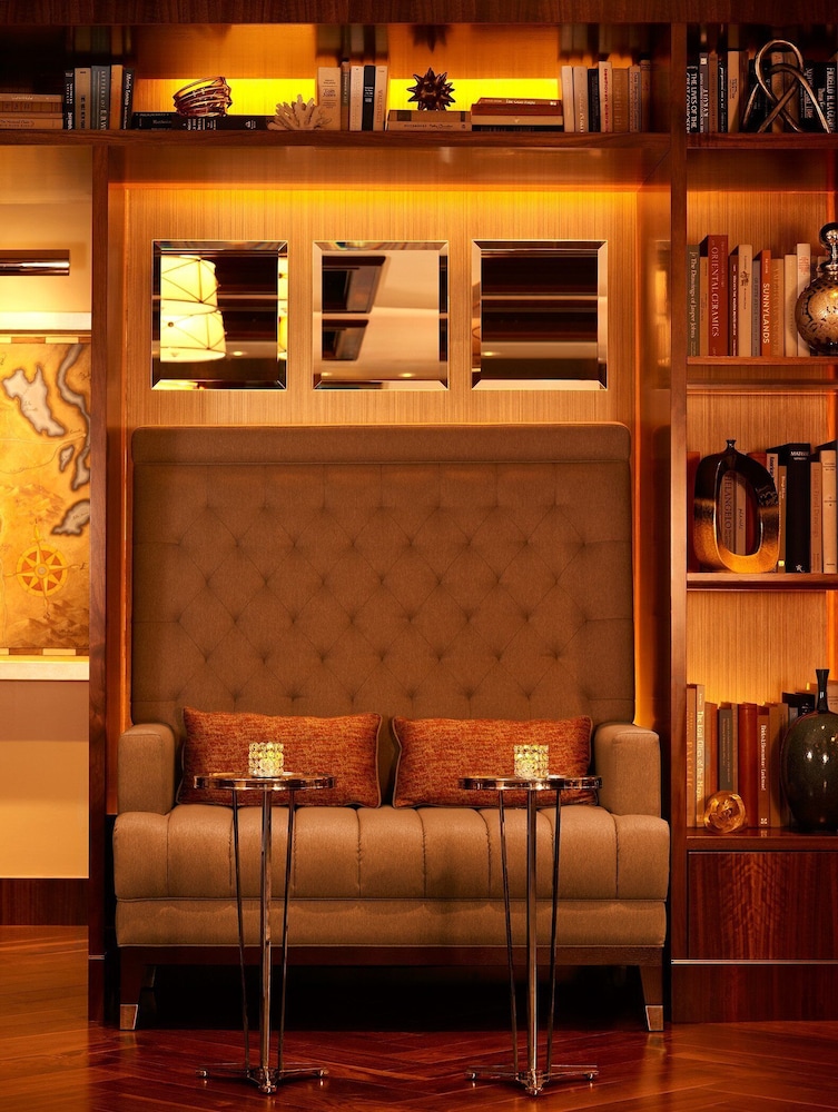 WestHouse Hotel New York, an SLH Hotel — Restaurant & bars in New York City, New York State