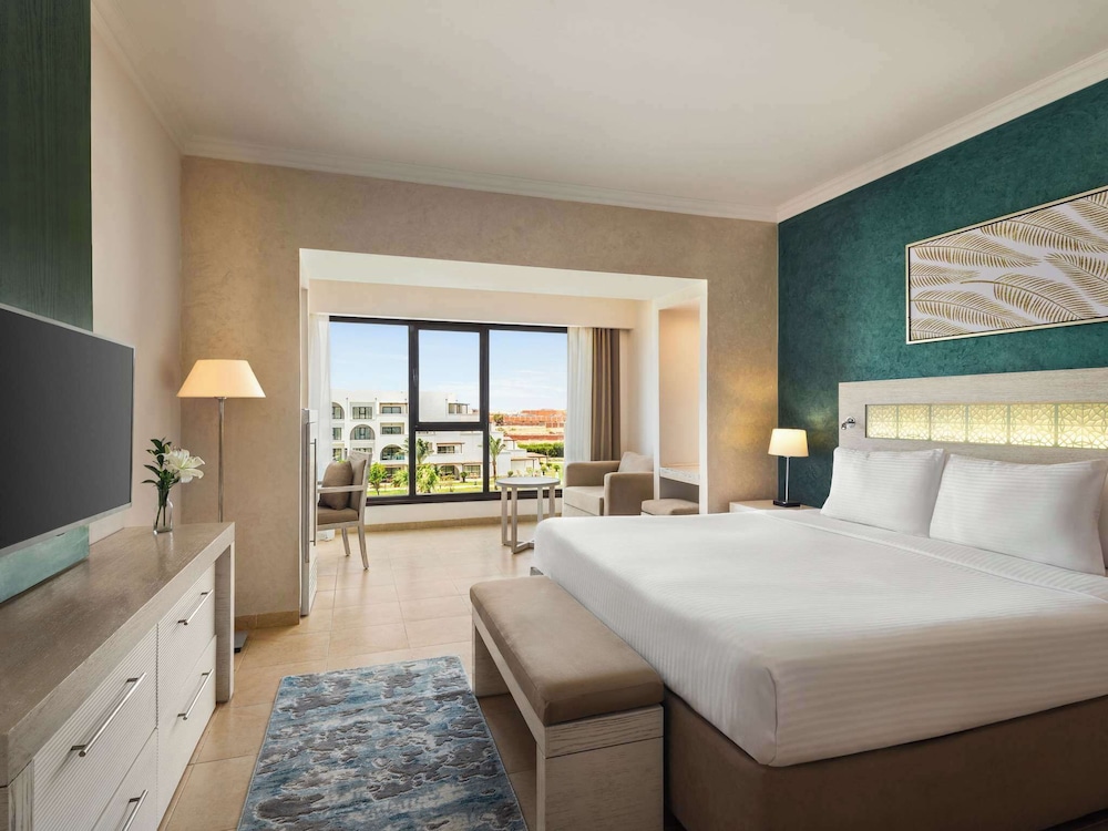 Mövenpick Waterpark Resort & Spa Soma Bay — Hotel rooms in Soma Bay, Red Sea