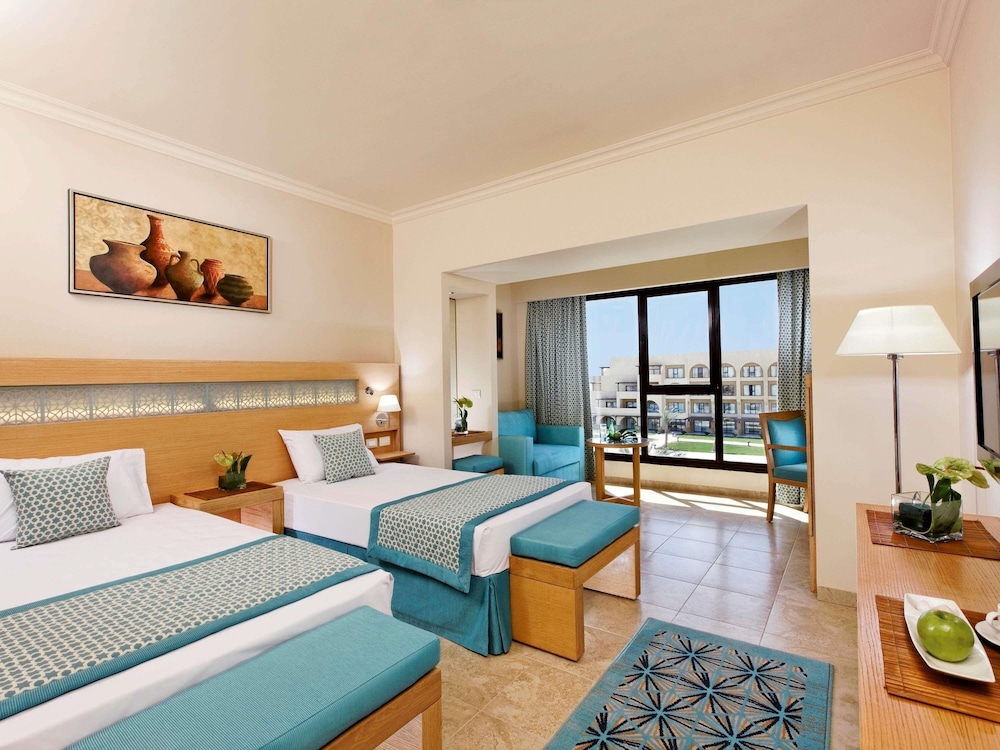 Mövenpick Waterpark Resort & Spa Soma Bay — Hotel rooms in Soma Bay, Red Sea