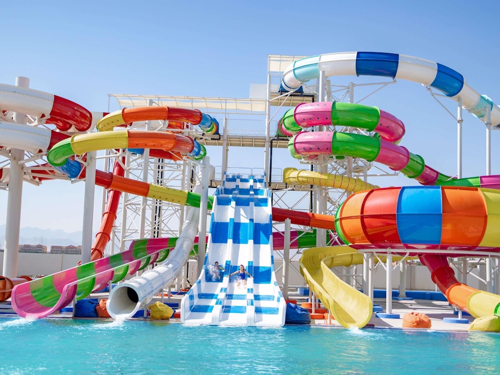 Mövenpick Waterpark Resort & Spa Soma Bay — Attractions for children in Soma Bay, Red Sea