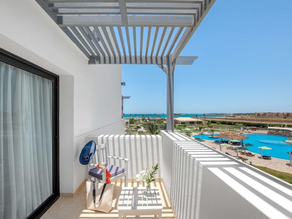 Mövenpick Waterpark Resort & Spa Soma Bay — Hotel rooms in Soma Bay, Red Sea