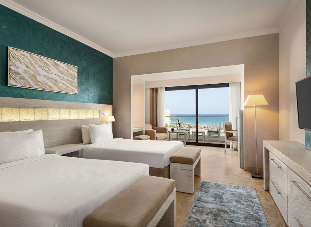 Mövenpick Waterpark Resort & Spa Soma Bay — Hotel rooms in Soma Bay, Red Sea