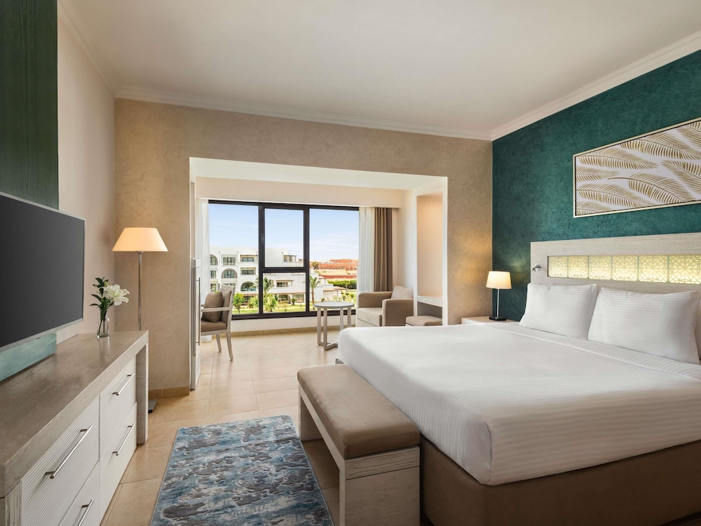 Mövenpick Waterpark Resort & Spa Soma Bay — Hotel rooms in Soma Bay, Red Sea