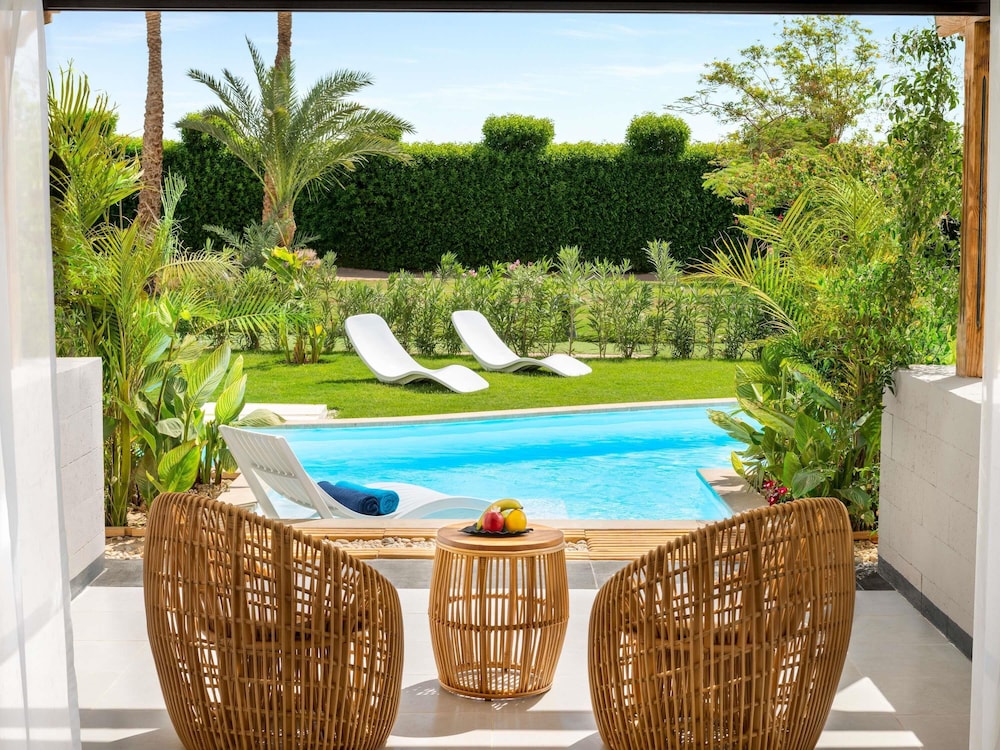 Mövenpick Waterpark Resort & Spa Soma Bay — Swimming pool in Soma Bay, Red Sea