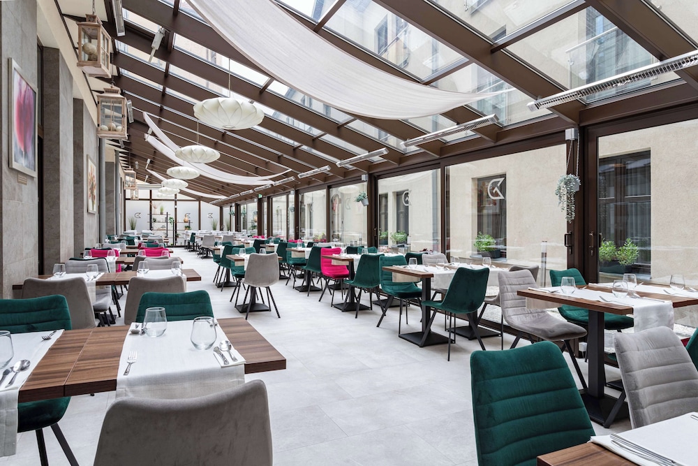 Golden Tulip Krakow City Center — Restaurant & bars in Krakow, Lesser Poland