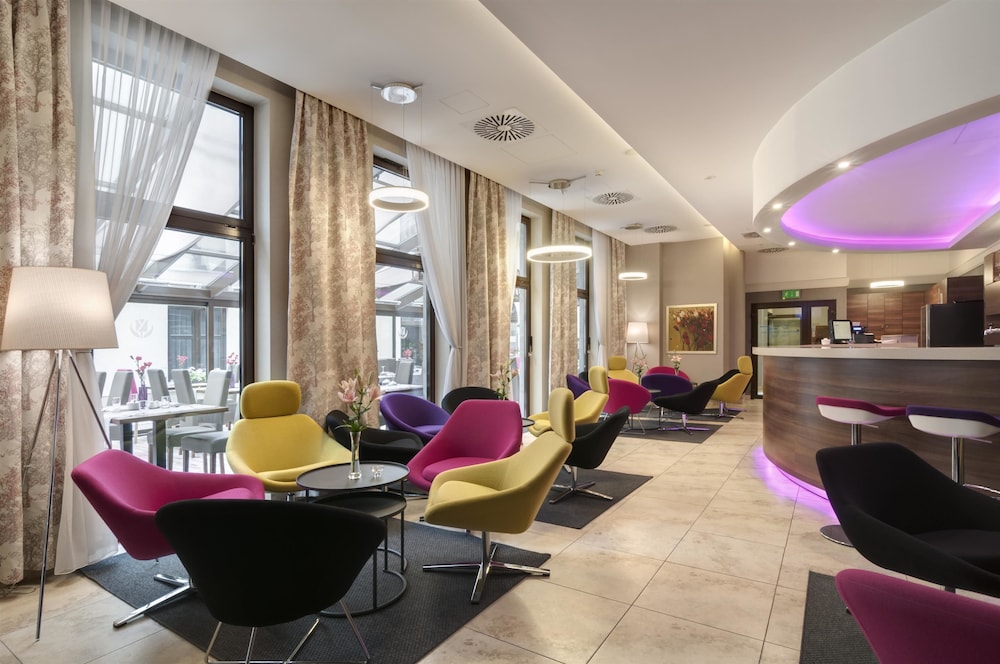 Golden Tulip Krakow City Center — Restaurant & bars in Krakow, Lesser Poland