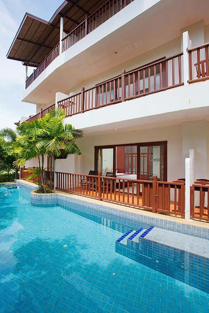Occidental Bangtao Beach Resort — Hotel building in Bang Tao Beach, Phuket Province