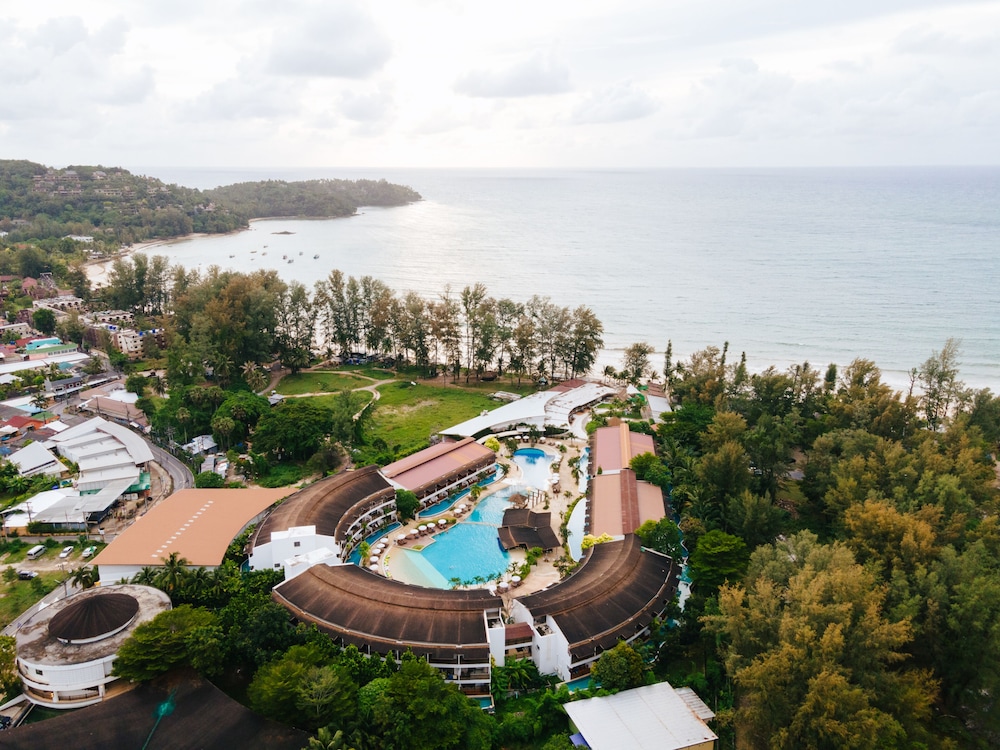 Occidental Bangtao Beach Resort — Hotel building in Bang Tao Beach, Phuket Province