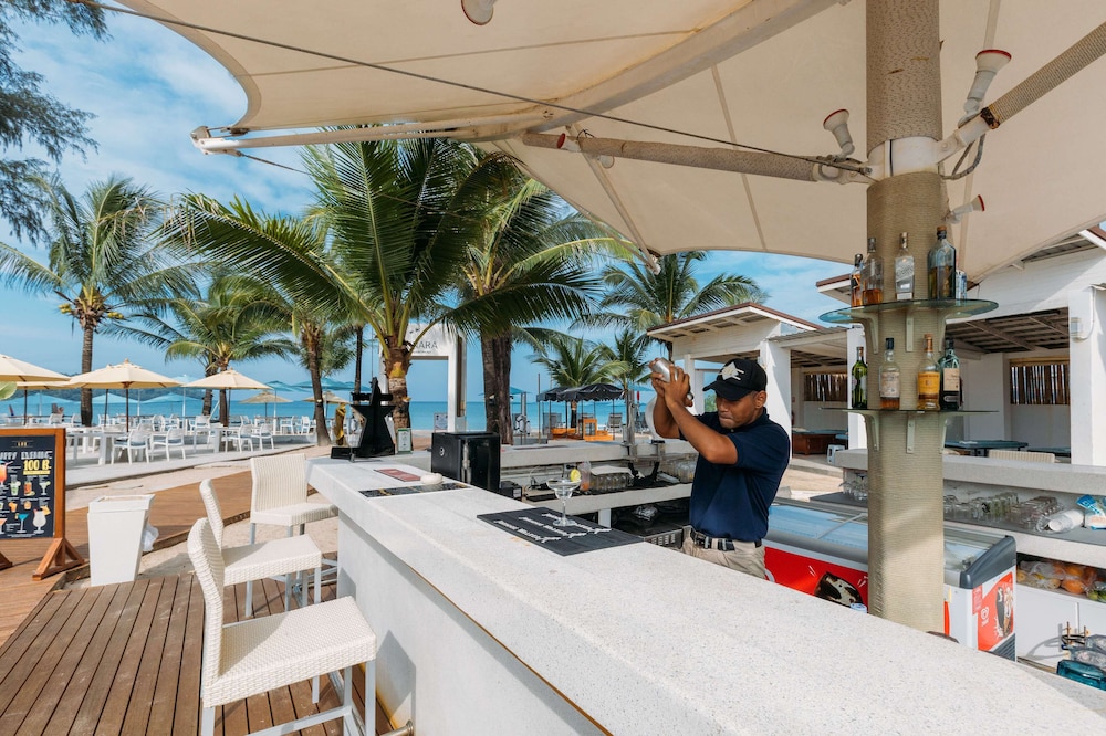 Occidental Bangtao Beach Resort — Restaurant & bars in Bang Tao Beach, Phuket Province