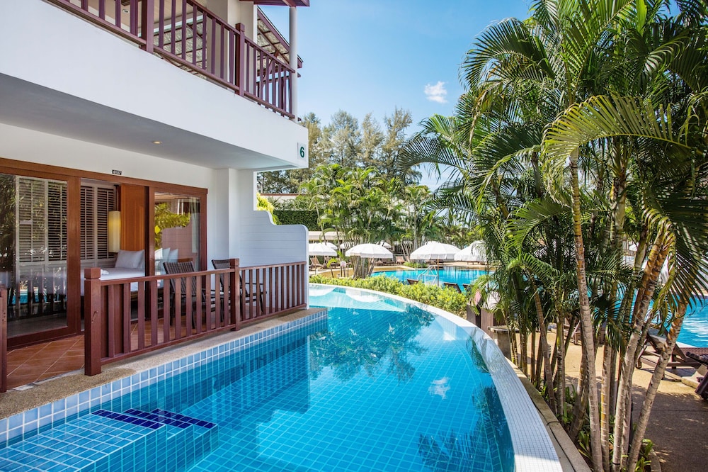 Occidental Bangtao Beach Resort — Swimming pool in Bang Tao Beach, Phuket Province