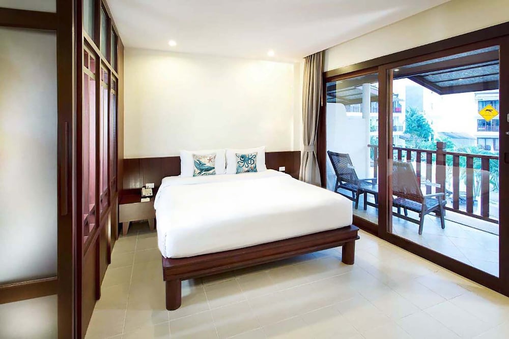 Occidental Bangtao Beach Resort — Hotel rooms in Bang Tao Beach, Phuket Province