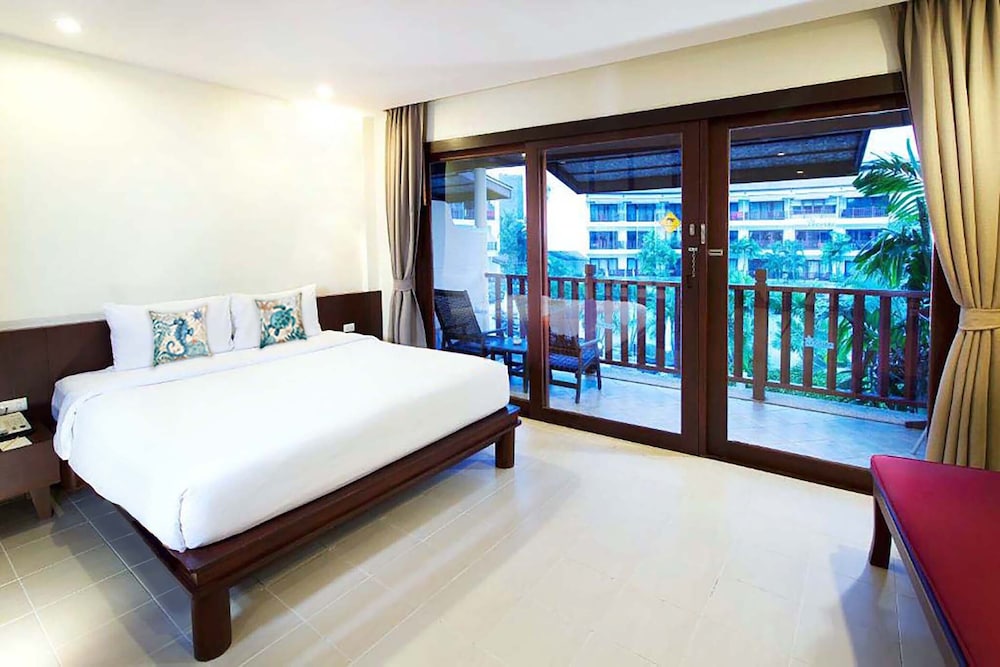 Occidental Bangtao Beach Resort — Hotel rooms in Bang Tao Beach, Phuket Province