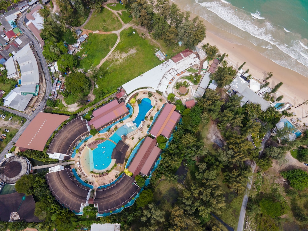 Occidental Bangtao Beach Resort — Hotel building in Bang Tao Beach, Phuket Province