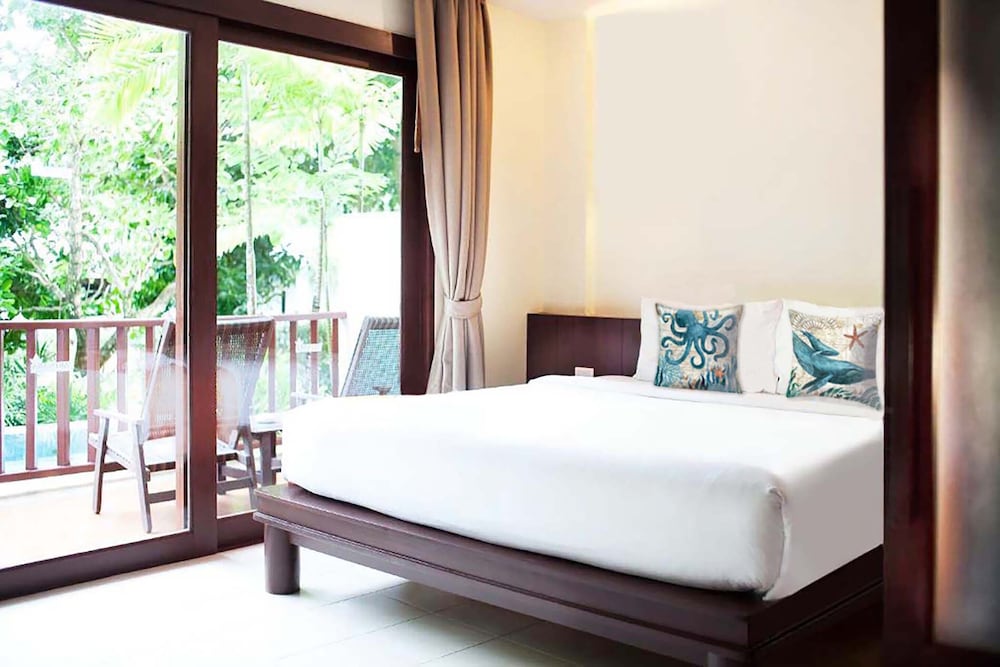 Occidental Bangtao Beach Resort — Hotel rooms in Bang Tao Beach, Phuket Province