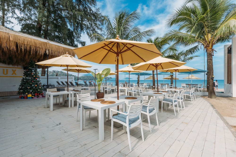 Occidental Bangtao Beach Resort — Restaurant & bars in Bang Tao Beach, Phuket Province