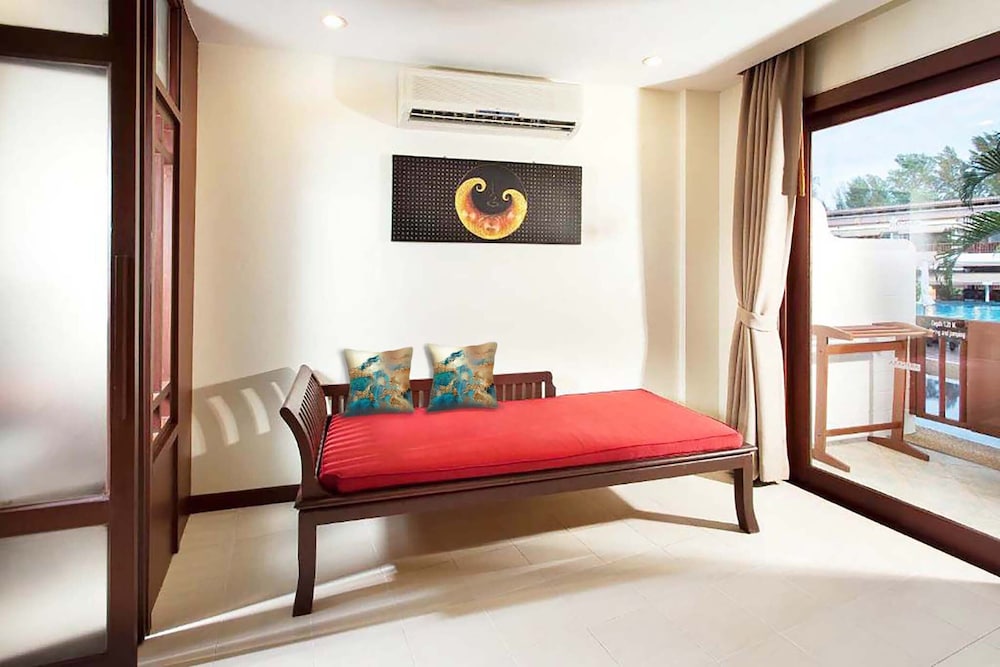 Occidental Bangtao Beach Resort — Hotel rooms in Bang Tao Beach, Phuket Province