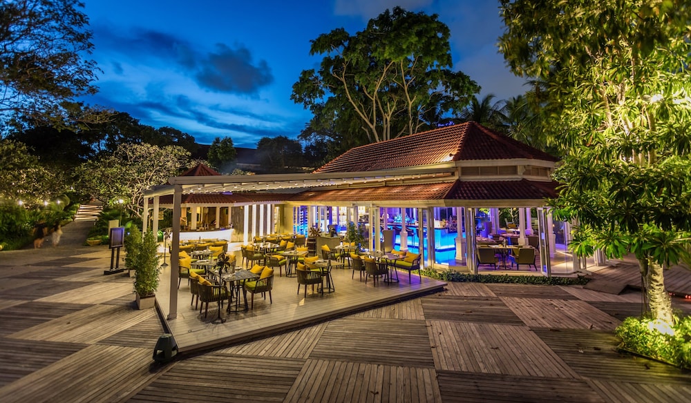 Centara Grand Beach Resort Hua Hin — Restaurant & bars in Hua Hin, Prachuap Khiri Khan