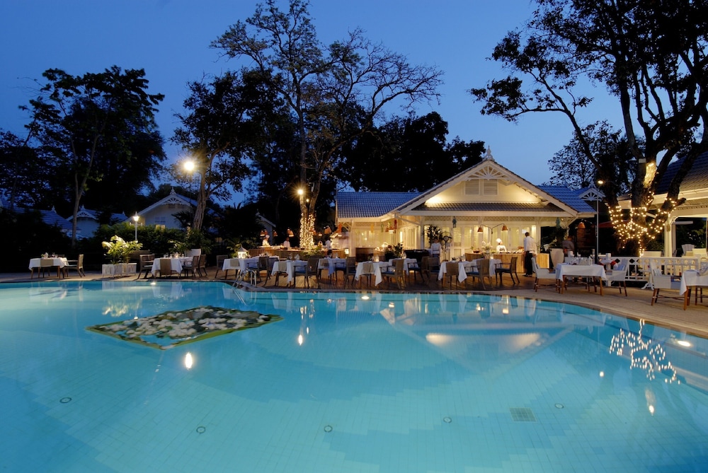 Centara Grand Beach Resort Hua Hin — Swimming pool in Hua Hin, Prachuap Khiri Khan