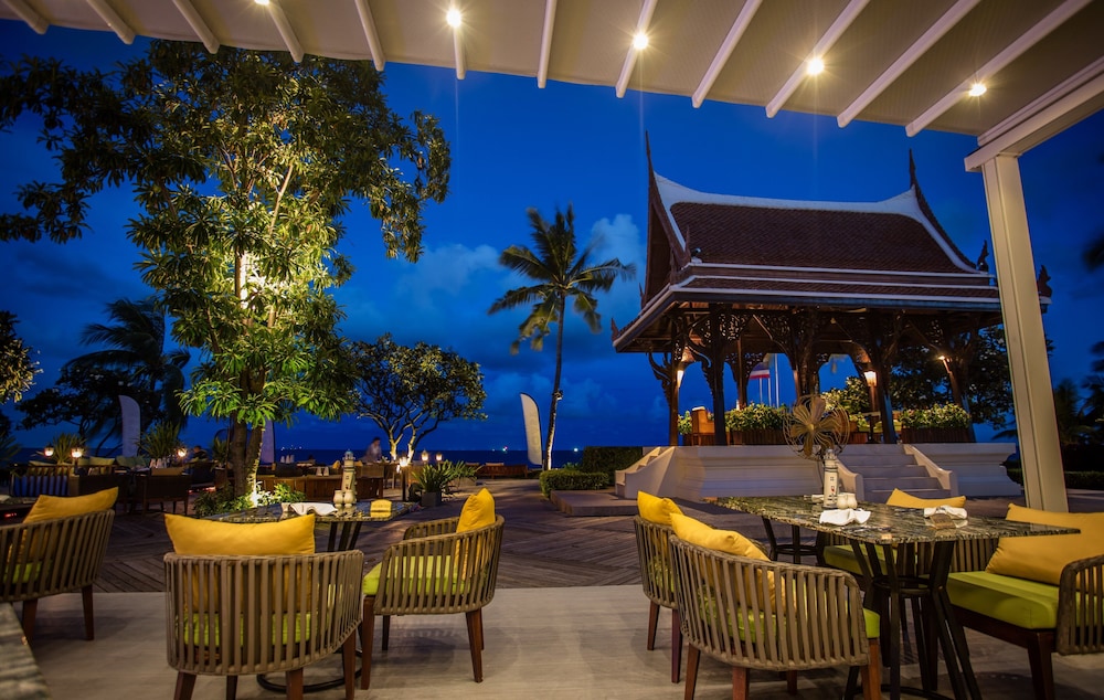 Centara Grand Beach Resort Hua Hin — Restaurant & bars in Hua Hin, Prachuap Khiri Khan