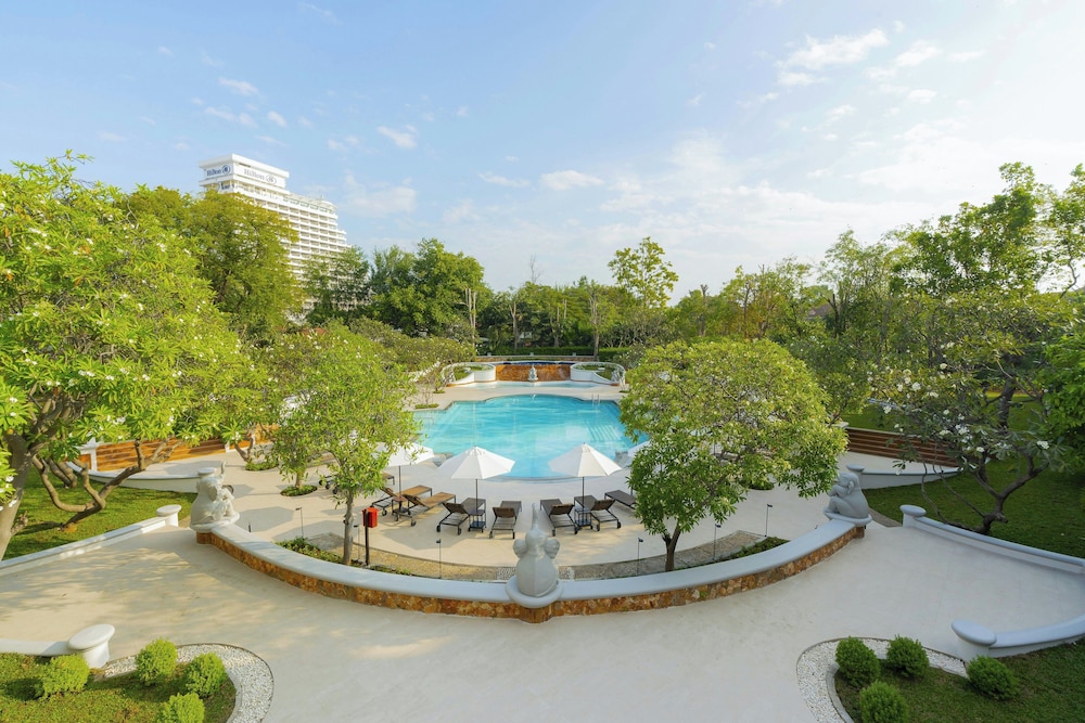 Centara Grand Beach Resort Hua Hin — Swimming pool in Hua Hin, Prachuap Khiri Khan