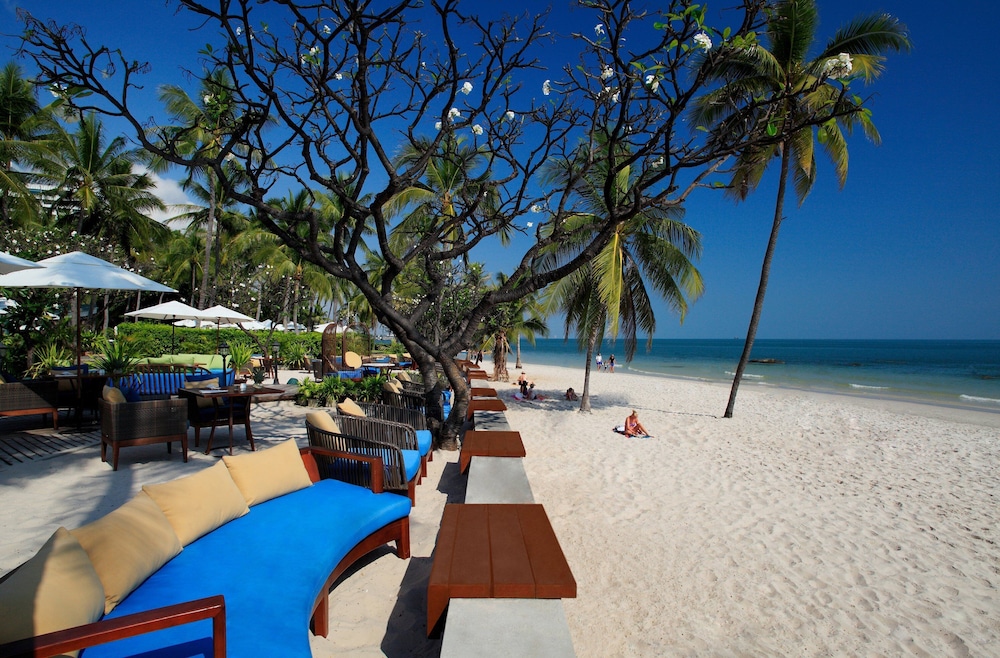 Centara Grand Beach Resort Hua Hin — Beach in Hua Hin, Prachuap Khiri Khan