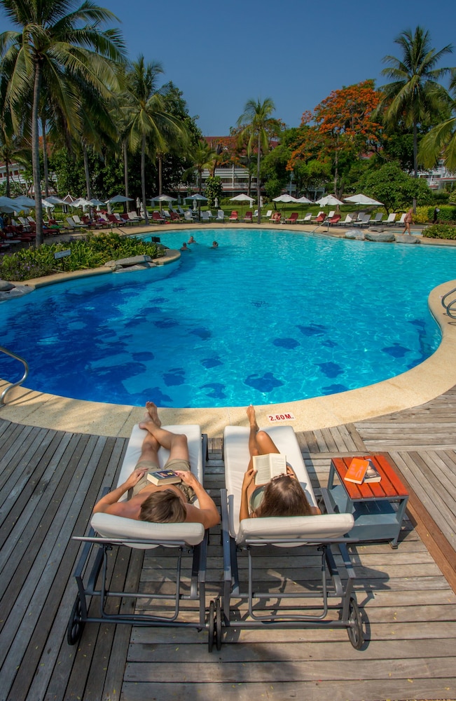 Centara Grand Beach Resort Hua Hin — Swimming pool in Hua Hin, Prachuap Khiri Khan