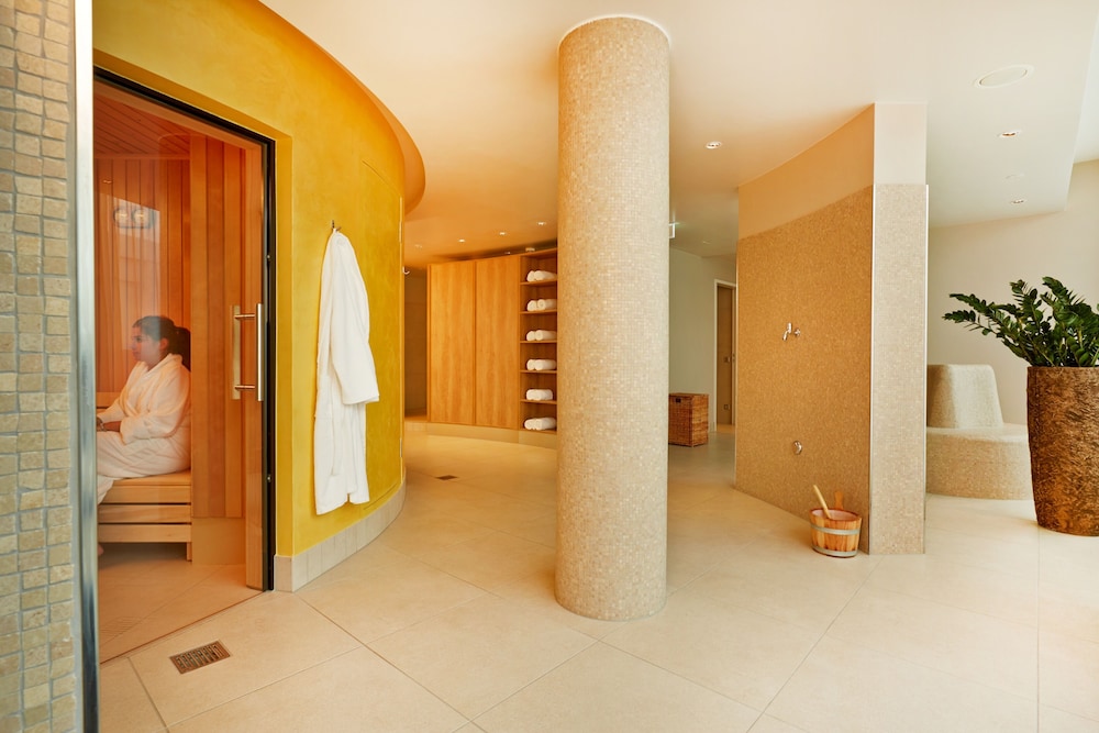 H2 Hotel München Messe — Spa in Munich, Bavaria