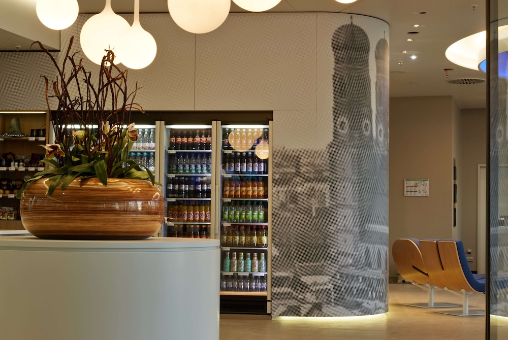 H2 Hotel München Messe — Restaurant & bars in Munich, Bavaria