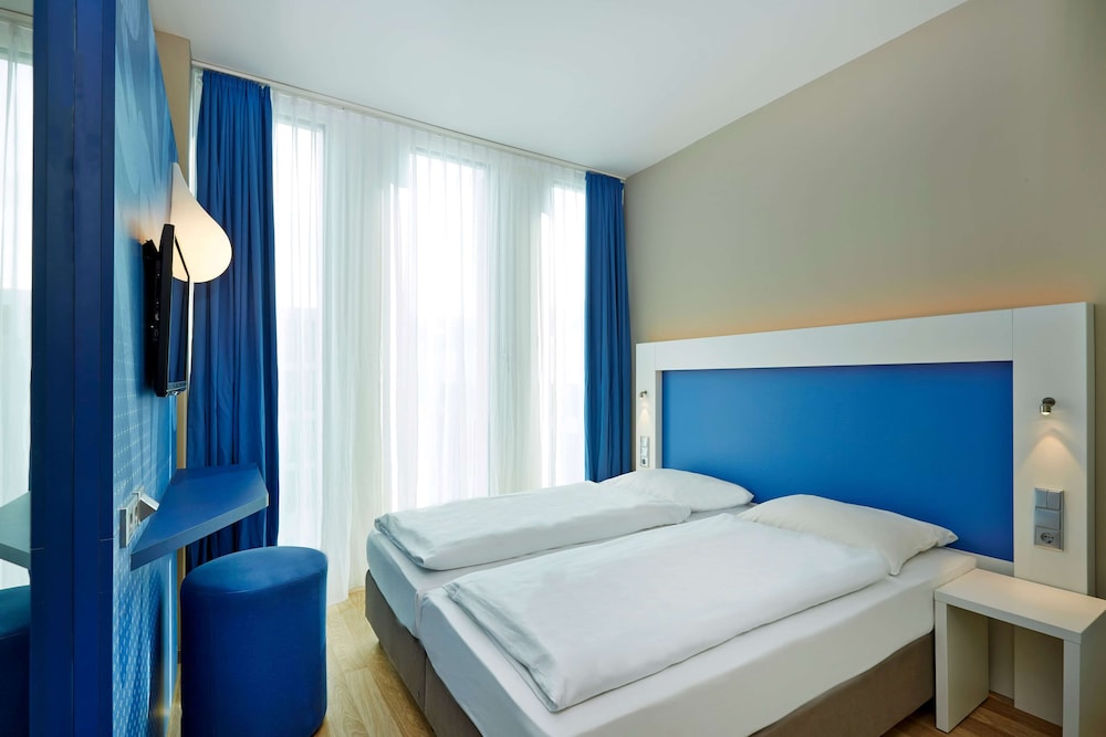 H2 Hotel München Messe — Hotel rooms in Munich, Bavaria
