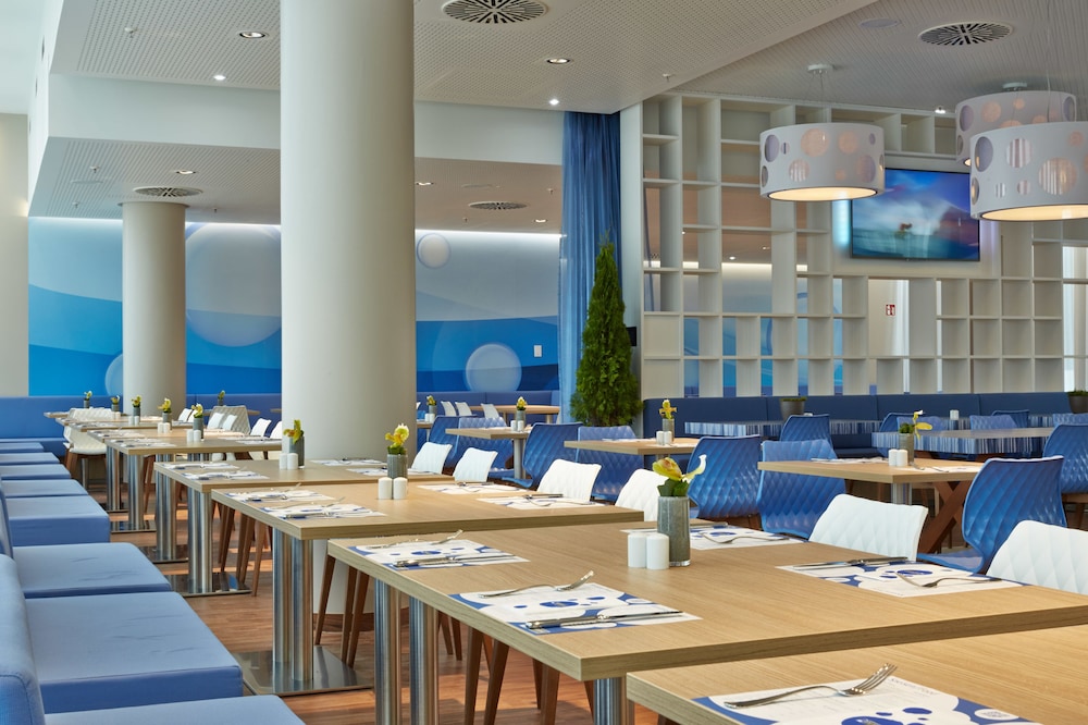 H2 Hotel München Messe — Restaurant & bars in Munich, Bavaria