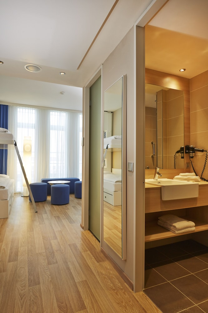 H2 Hotel München Messe — Hotel rooms in Munich, Bavaria