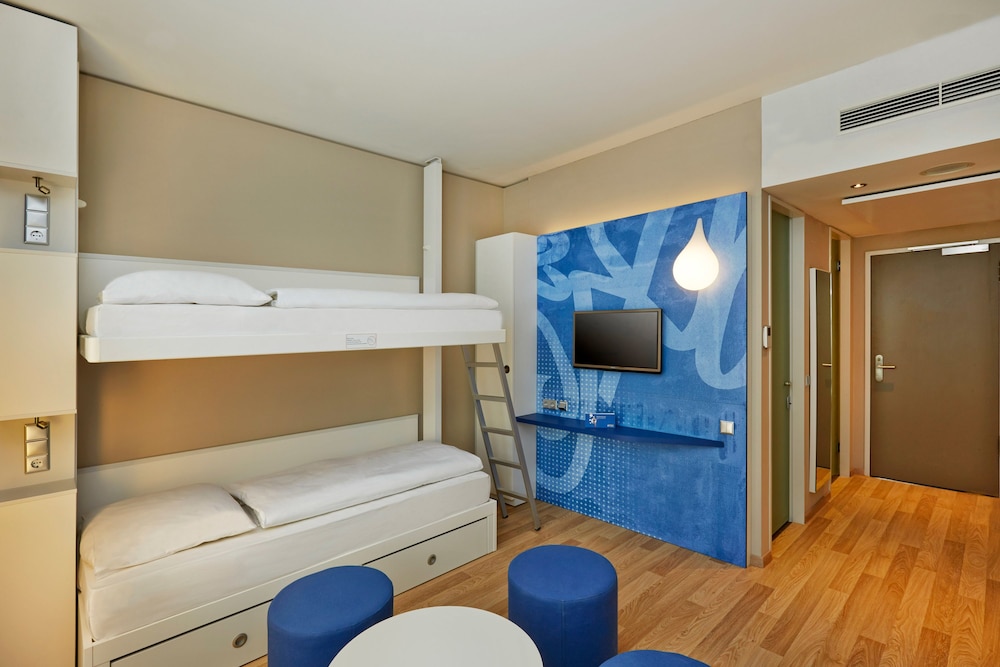 H2 Hotel München Messe — Hotel rooms in Munich, Bavaria