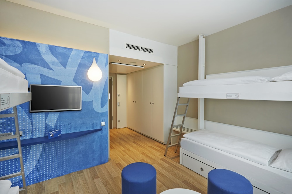 H2 Hotel München Messe — Hotel rooms in Munich, Bavaria