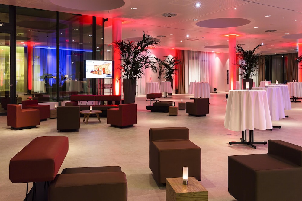 H4 Hotel München Messe — Restaurant & bars in Munich, Bavaria