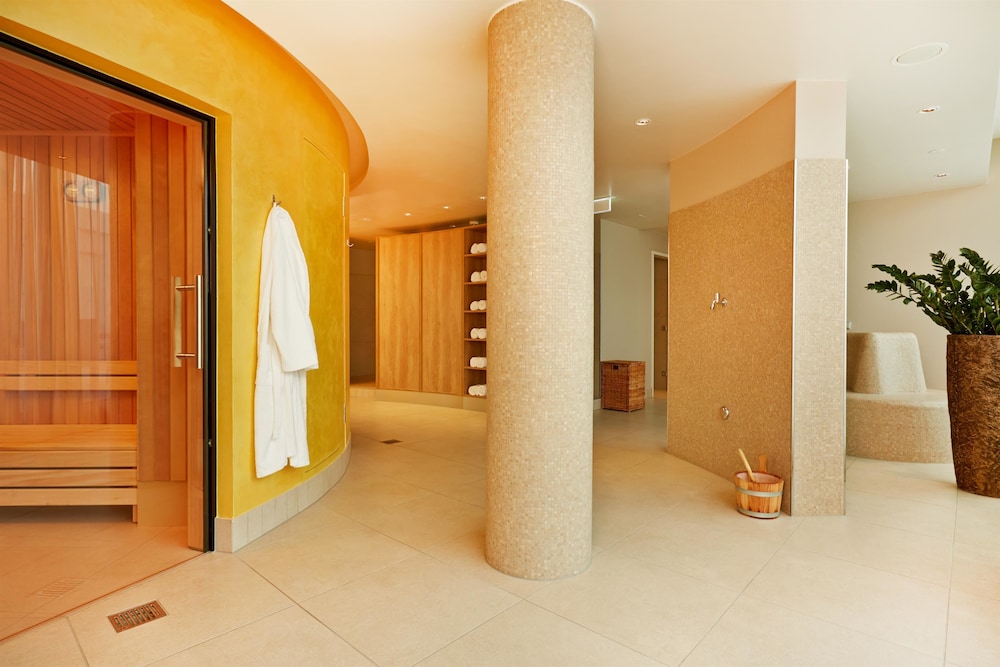 H4 Hotel München Messe — Spa in Munich, Bavaria