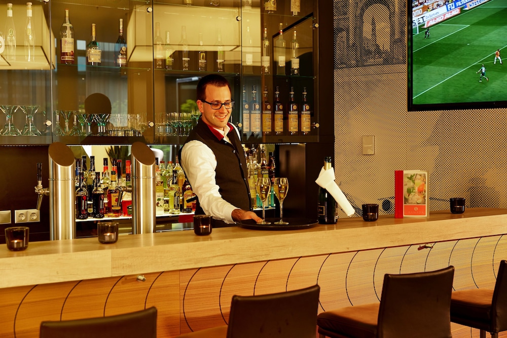 H4 Hotel München Messe — Restaurant & bars in Munich, Bavaria