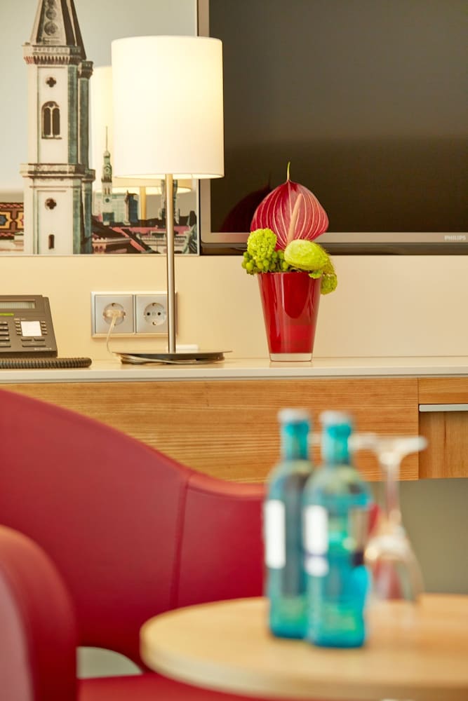 H4 Hotel München Messe — Hotel rooms in Munich, Bavaria