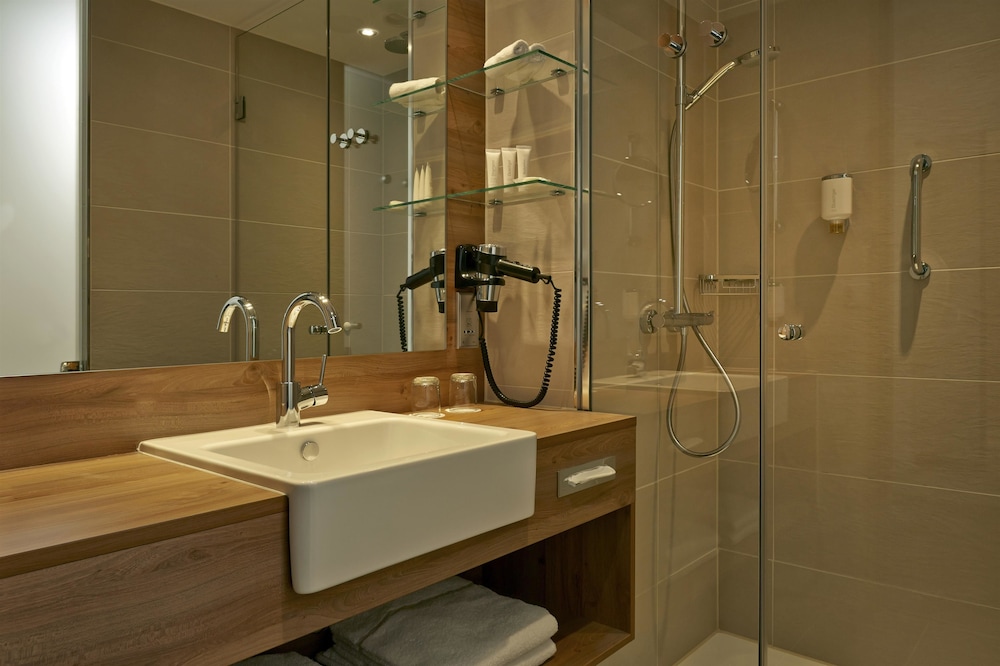 H4 Hotel München Messe — Hotel rooms in Munich, Bavaria