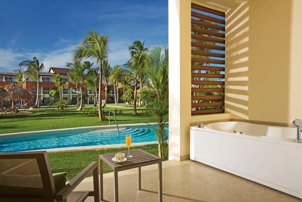 Breathless Punta Cana Resort & Spa - Adults Only - All Inclusive — Hotel rooms in Uvero Alto, La Altagracia