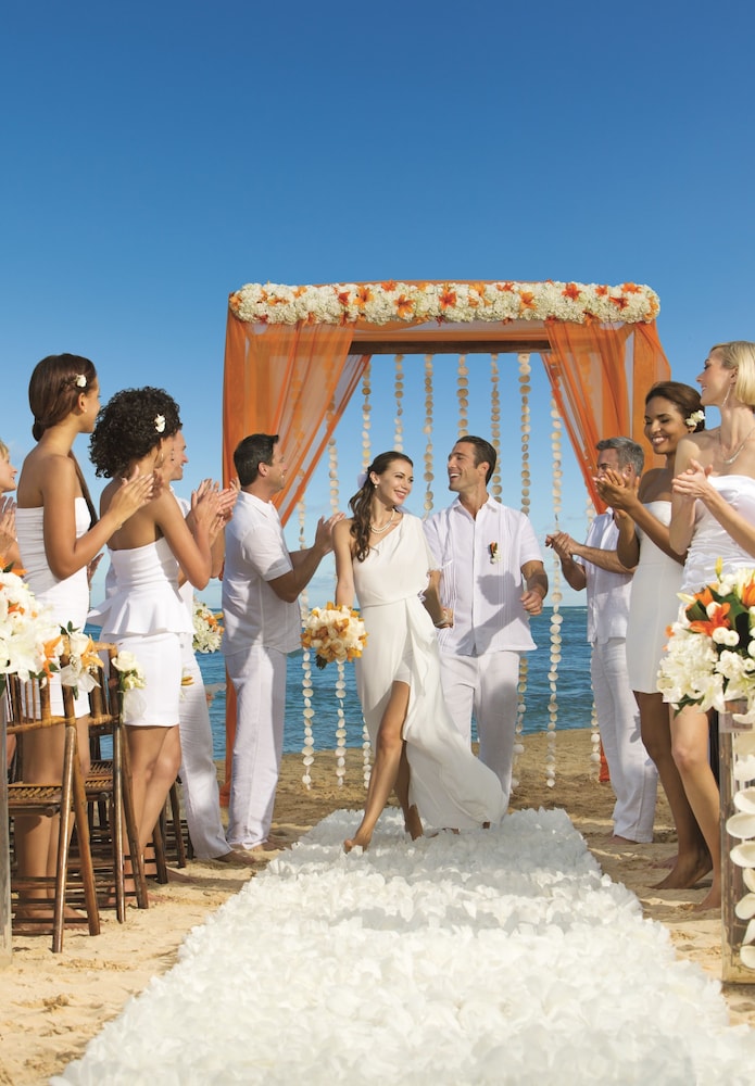 Breathless Punta Cana Resort & Spa - Adults Only - All Inclusive — Beach in Uvero Alto, La Altagracia