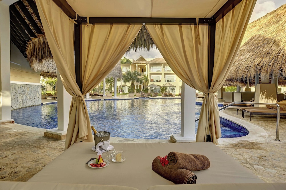 Royalton Splash Punta Cana, An Autograph Collection All-Inclusive Resort & Casino — Swimming pool in Bavaro, La Altagracia